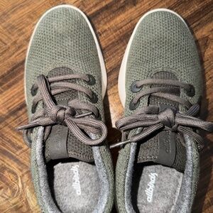 Women's Tree Runner NZ - Thunder Green (Natural White Sole) Size: 8.5